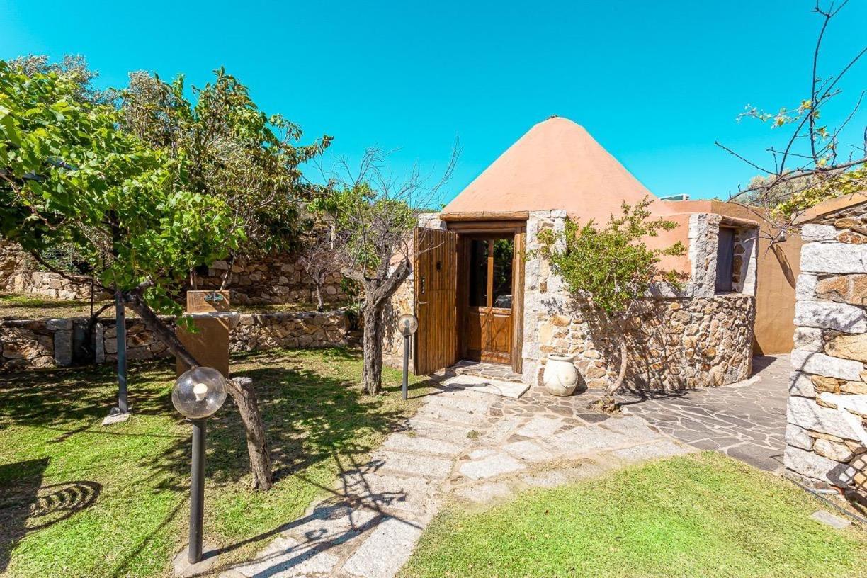 B&B Pettirosso Garden San Teodoro  Ngoại thất bức ảnh