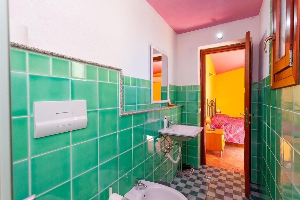 B&B Pettirosso Garden San Teodoro  Ngoại thất bức ảnh