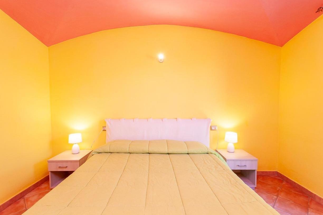 B&B Pettirosso Garden San Teodoro  Ngoại thất bức ảnh
