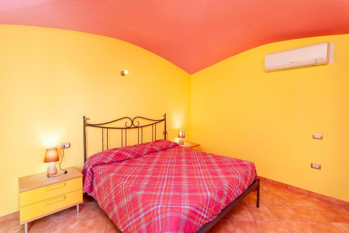 B&B Pettirosso Garden San Teodoro  Ngoại thất bức ảnh