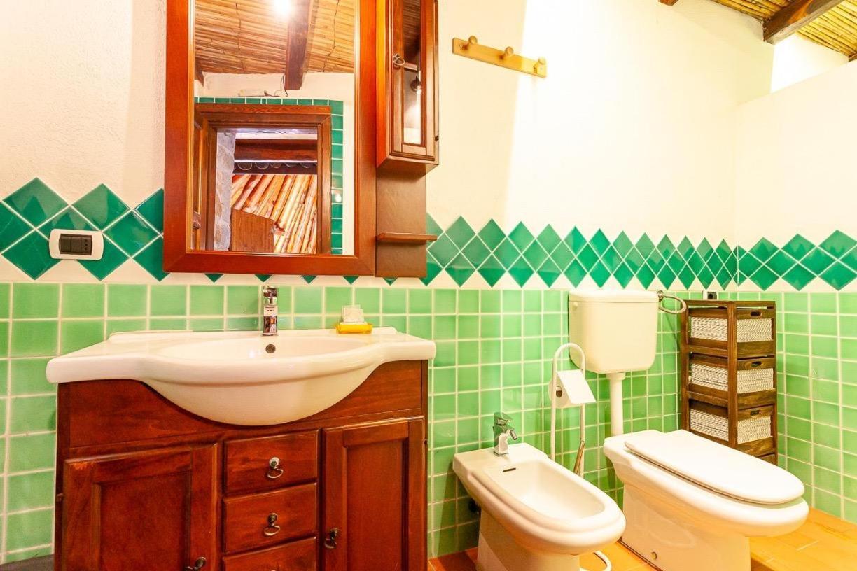 B&B Pettirosso Garden San Teodoro  Ngoại thất bức ảnh