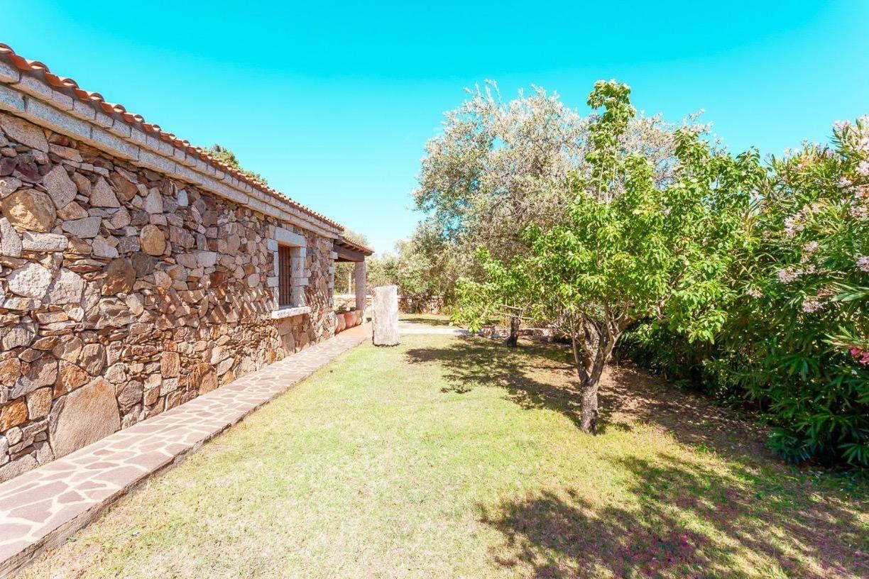 B&B Pettirosso Garden San Teodoro  Ngoại thất bức ảnh